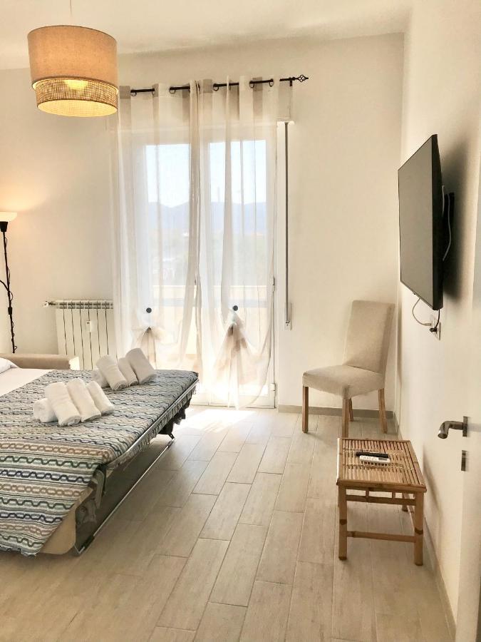 Casa Del Sole Lägenhet Savona Exteriör bild