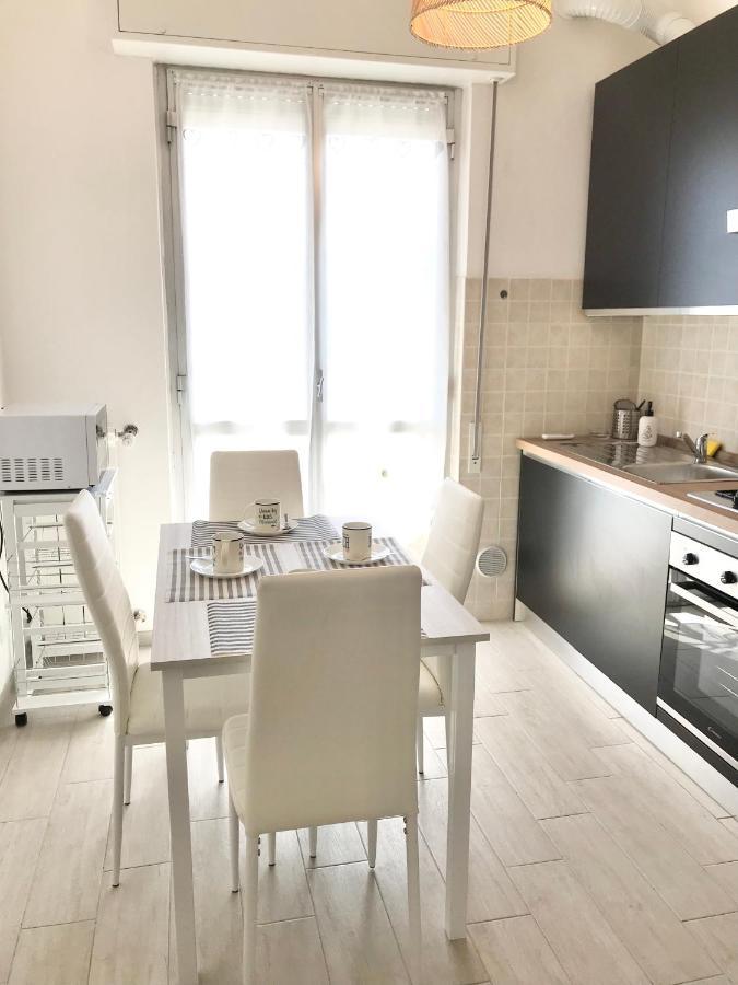 Casa Del Sole Lägenhet Savona Exteriör bild